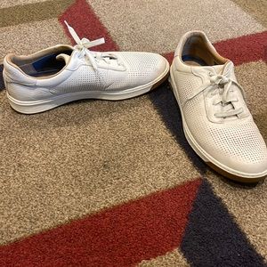 Johnston & Murphy TruFoam Shoes